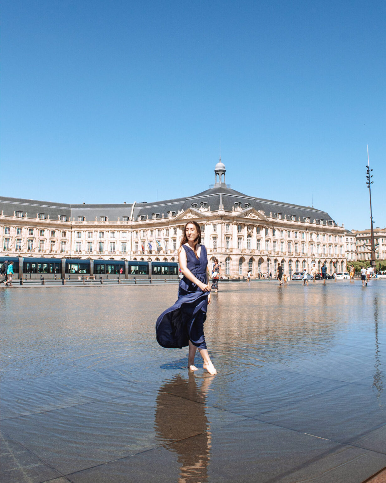 Water mirror place de la bourse guide to the best photo spots in bordeaux france