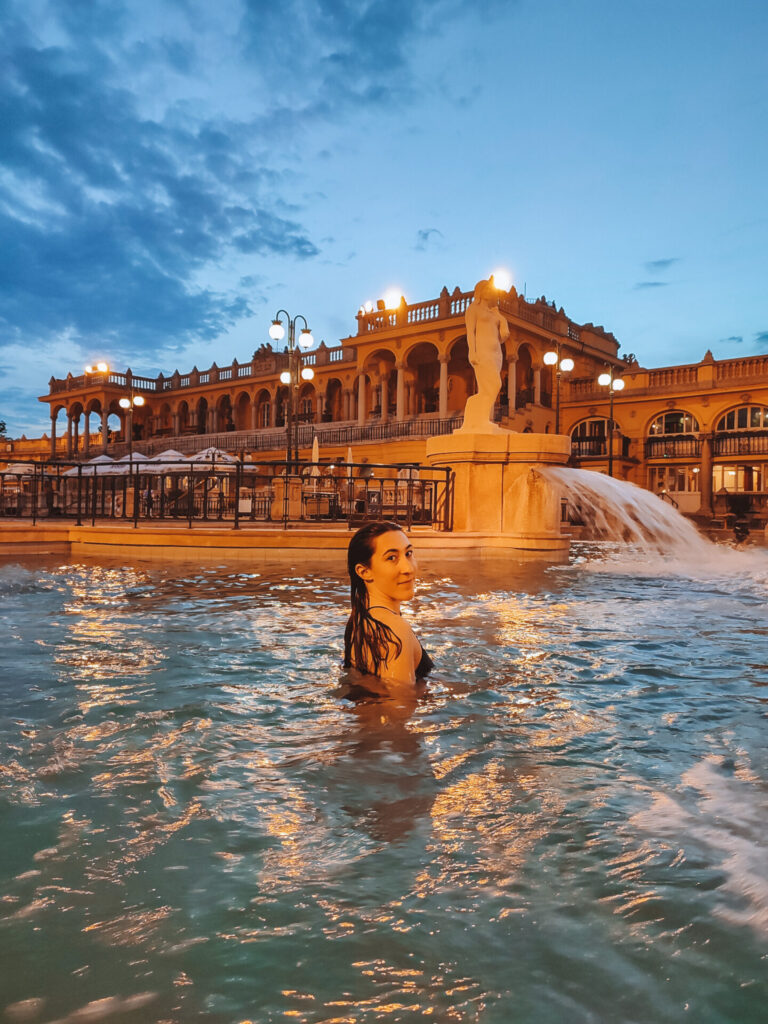 How to spend 3 days in Budapest: complete itinerary thermal baths szechenyi