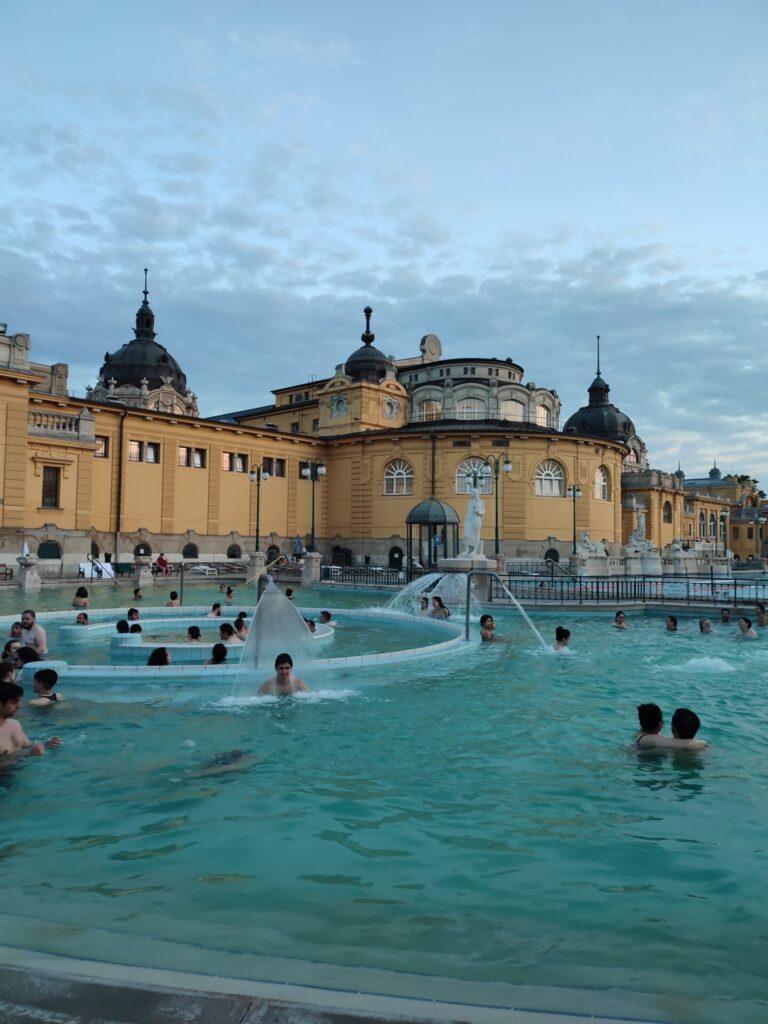 budapest thermal baths szechenyi