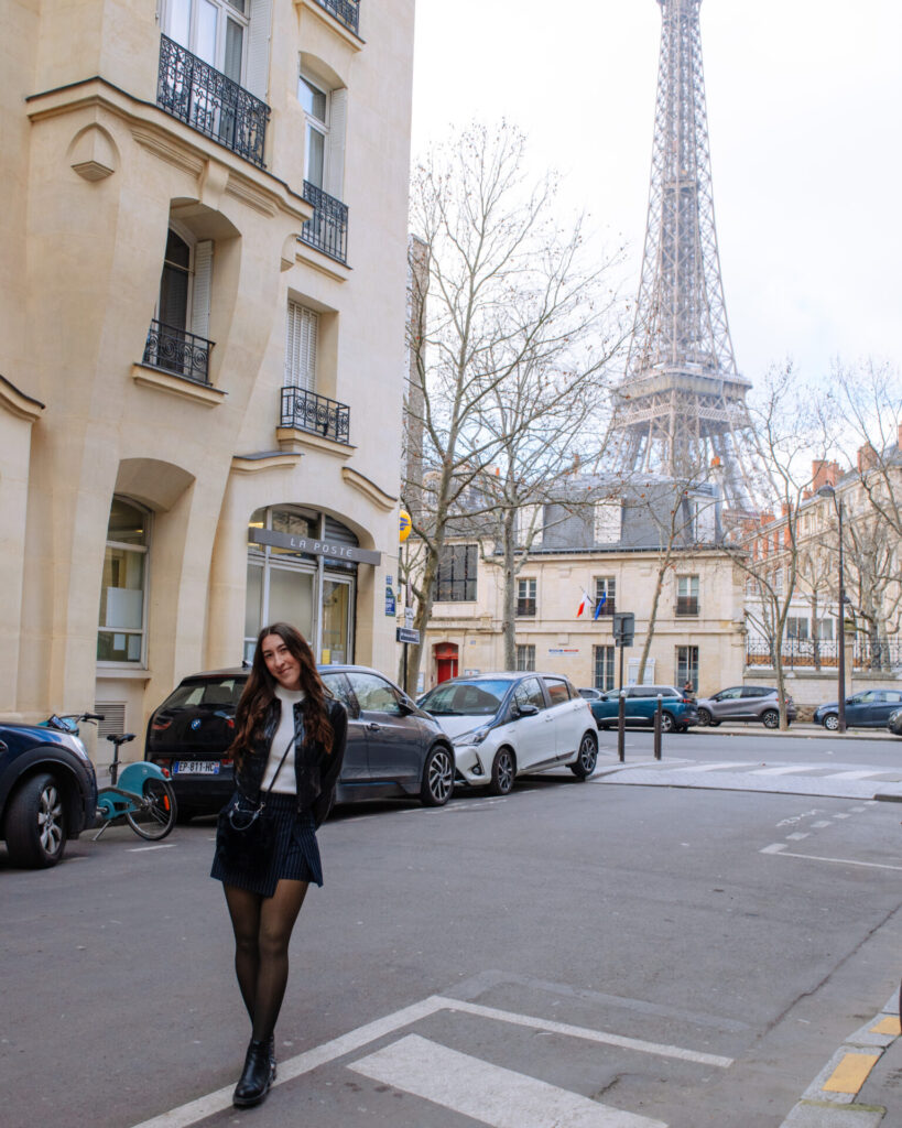 Discovering Paris In 5 Days: The Ultimate Itinerary For Exploring The City Of Love square rapp
