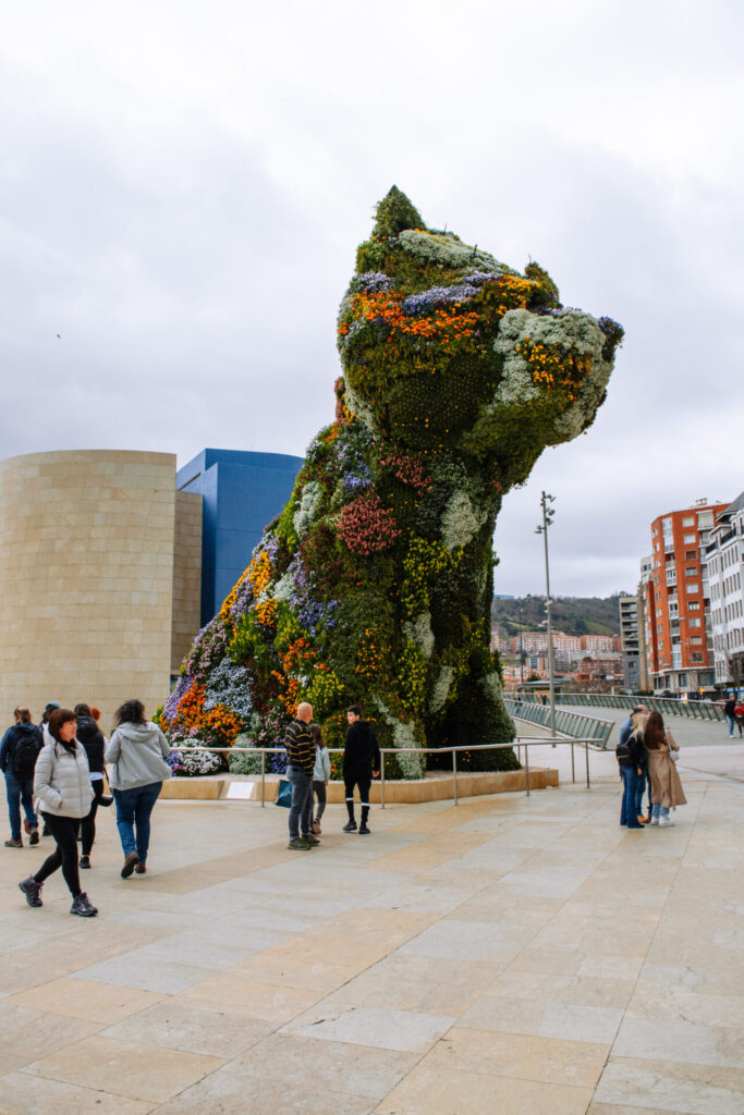 guggenheim museum puppy