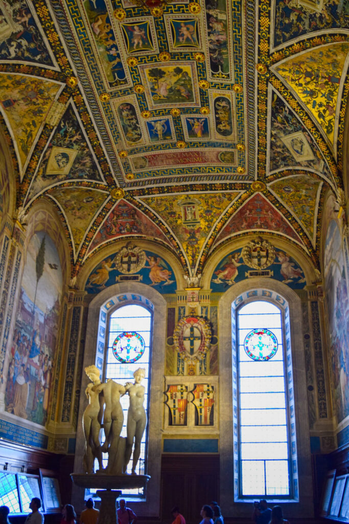 1-Day Itinerary in Siena, Tuscany piccolimini library