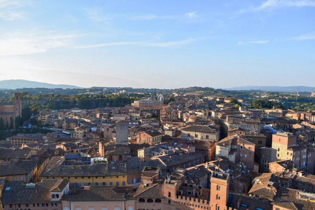 1-Day Itinerary in Siena, Tuscany torre del mangia