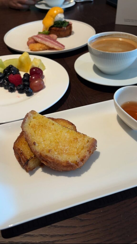 Staying At The Ritz-Carlton Kyoto – Hotel Review western breakfast french toast